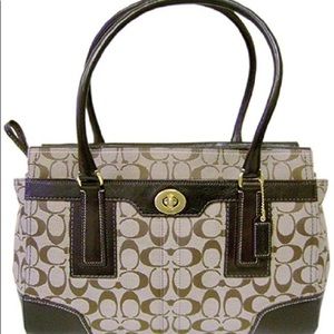 COACH Hampton Signature Large Carryall Tote